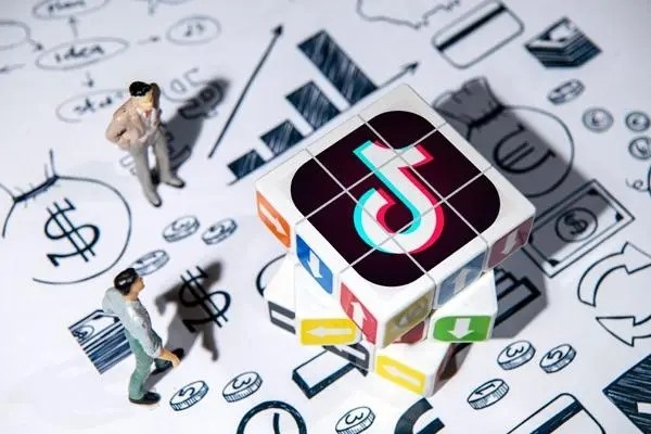 抖音第一个网红卖号的那个是谁?